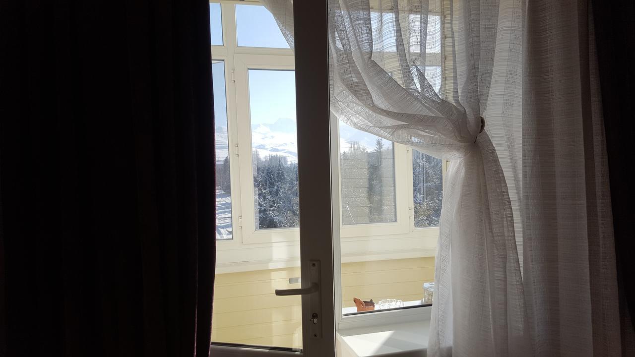 Apartment In The Karakol Heart Exterior foto